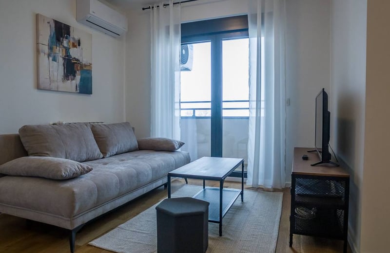 Аренда светлой двухкомнатной квартиры в современном ЖК, 41 м², Палилула, Белград, Сербия